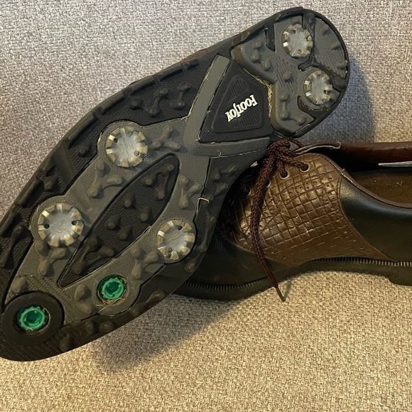 FOOTJOY- SoftJoys Golf Shoes men’s 9.5 - Picture 6 of 6